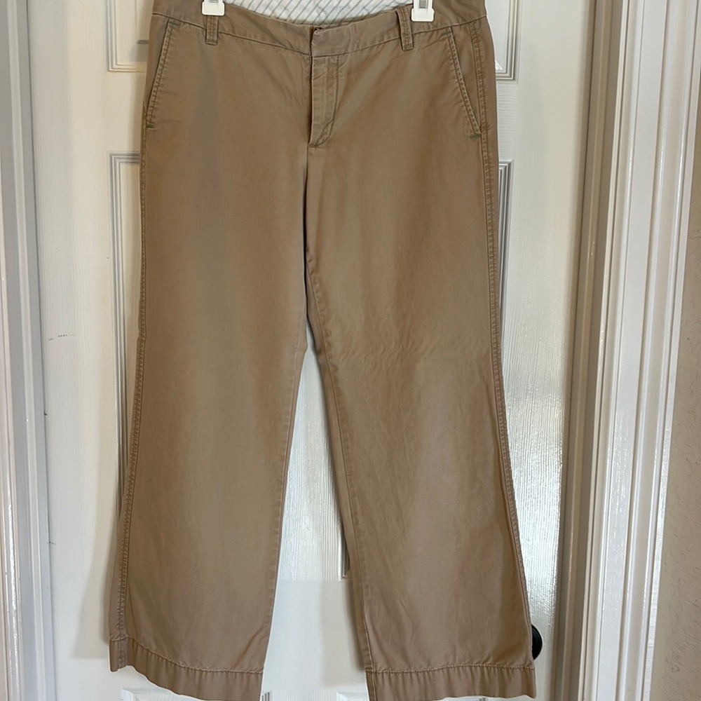 GAP ANK khakis.
